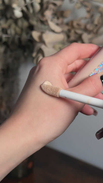 Finish&Bloom Matte Waterproof Concealer | Full Coverage & Skincare Benefits